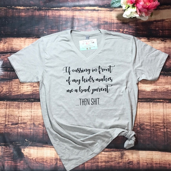 << Cussing In front Of My Kids Funny Mom T Shirt - Picture 3 of 5